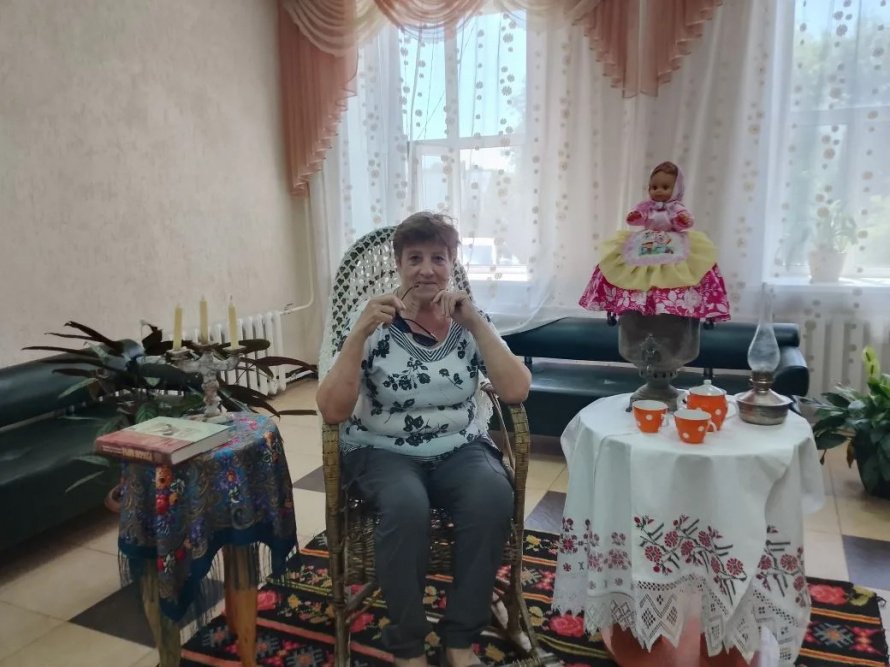 "С Днем рождения Россия!"